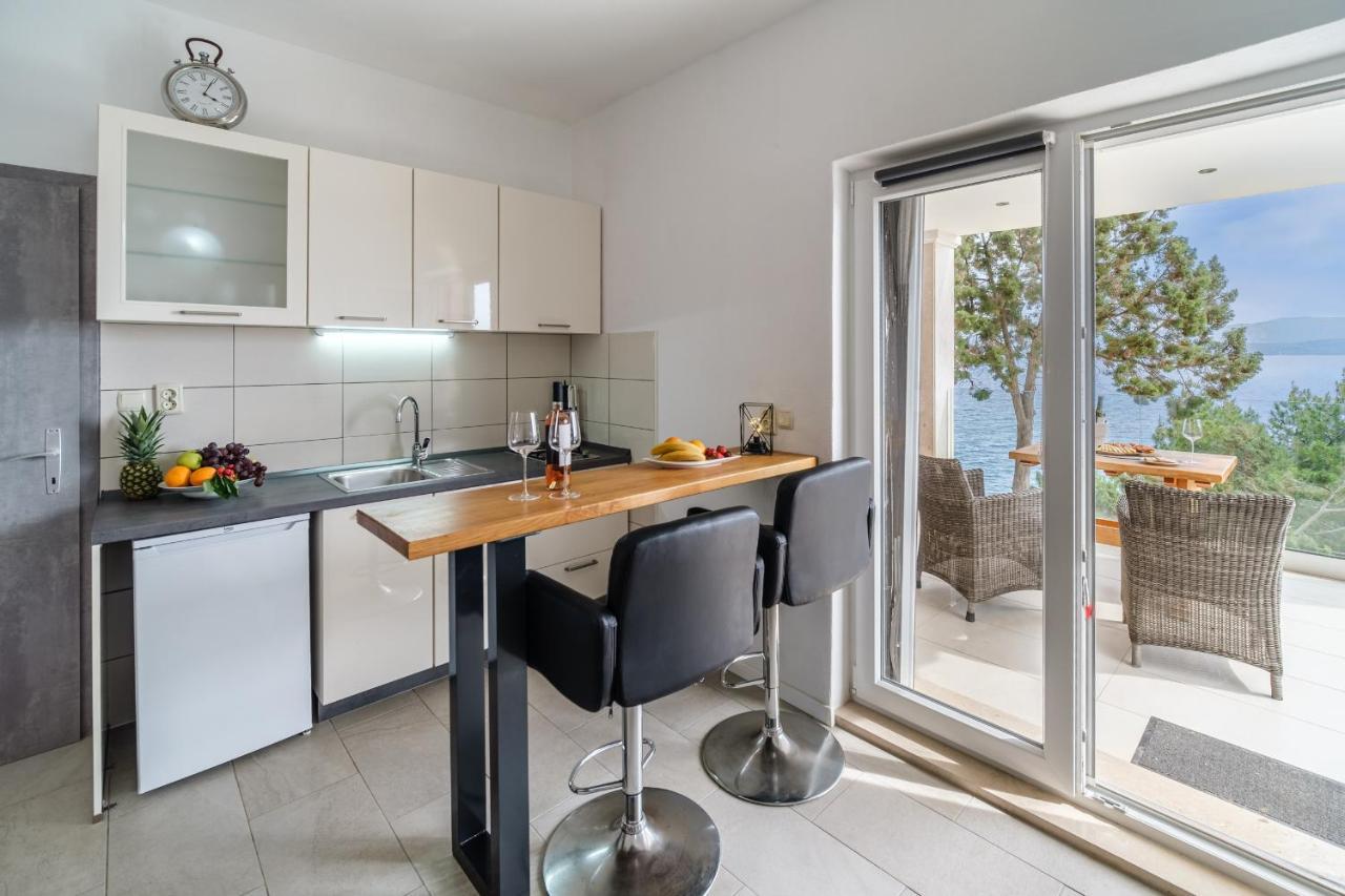 מורביצה Rooms Plaza Divuje מראה חיצוני תמונה